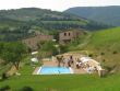 Casale Carocci appartamenti con piscina in Umbria