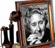 AGATHA CHRISTIE